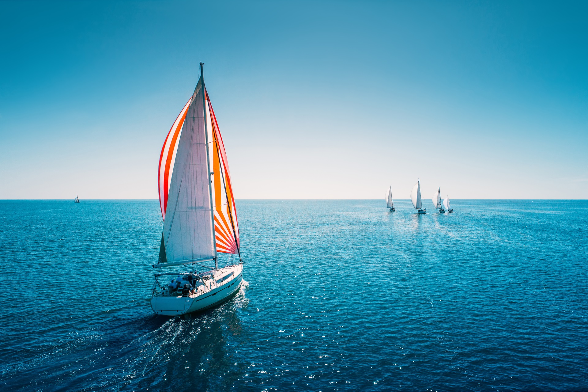 Sailing etiquette and rules of the sea